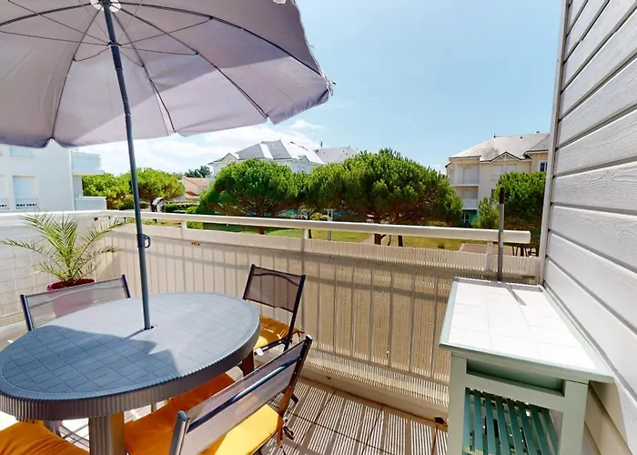 Le Lys De 300 M Pour 4 Personnes Appartement *