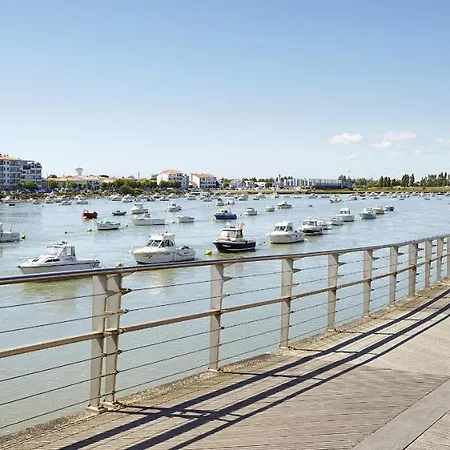 Appartement Le Lys De 300 M Pour 4 Personnes Saint-Gilles-Croix-de-Vie