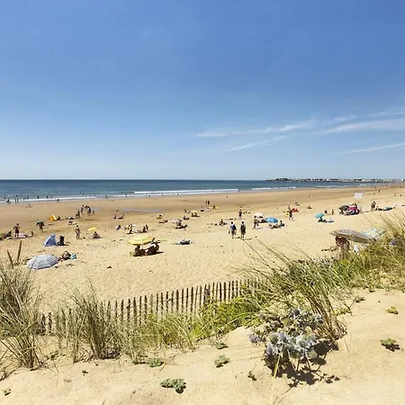 Le Lys De 300 M Pour 4 Personnes Apartment Saint-Gilles-Croix-de-Vie